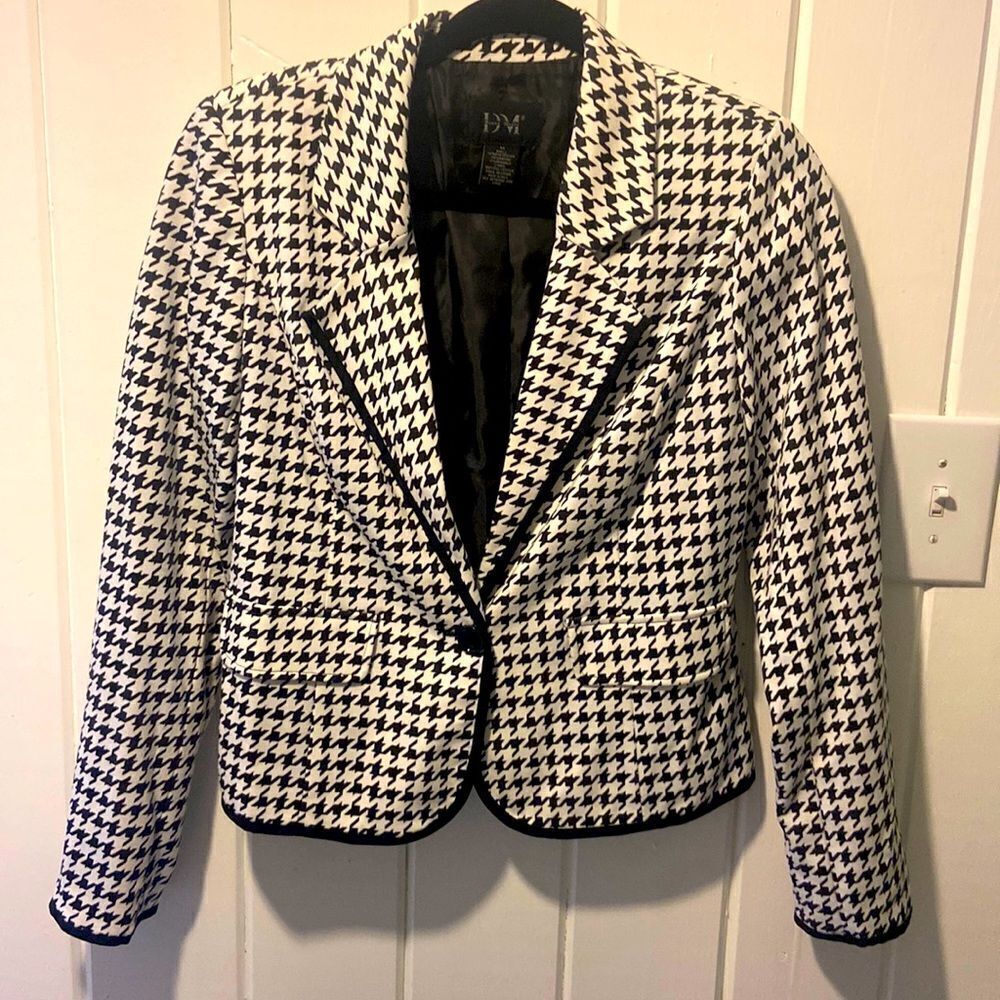 Black and cream houndstooth jacket